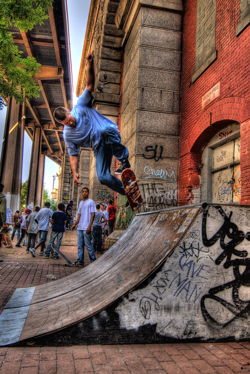 E Skates the Brooklyn Banks
